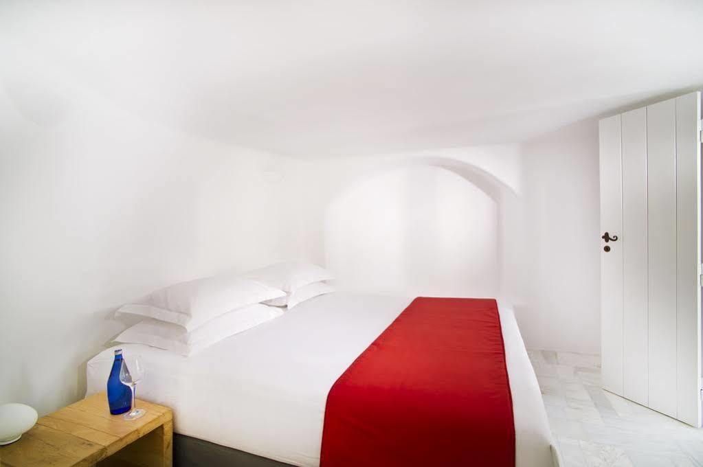 אימרוביגלי Avianto Suites מראה חיצוני תמונה