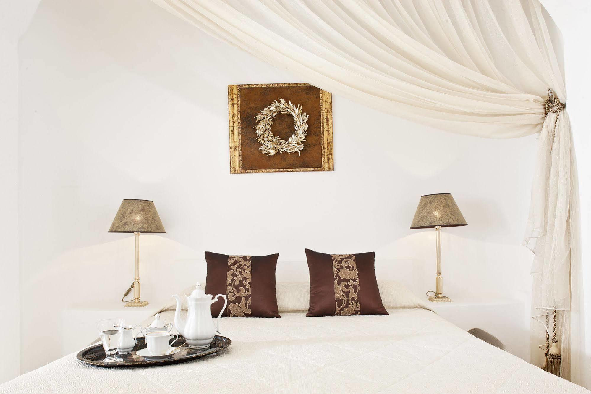 אימרוביגלי Avianto Suites מראה חיצוני תמונה